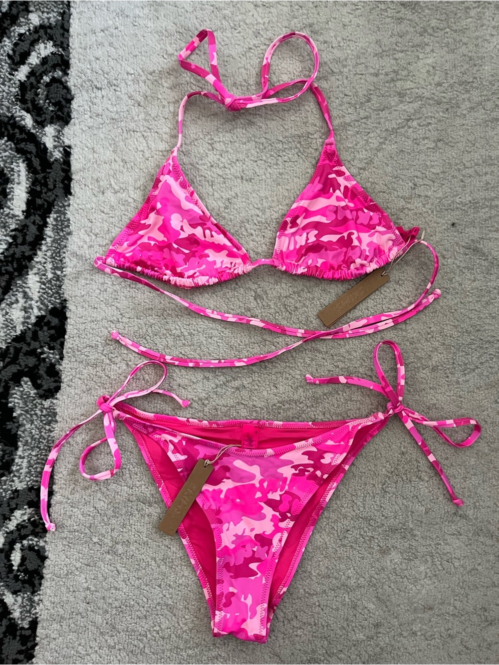 NWT SKIMS Pink Camo Bikini Set Triangle Tie w/ Cheeky Bottoms Size Medium